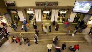 Hlavná stanica Bratislava vlaky ZSSK Regiojet 1140px (SITA/Nina Bednáriková)